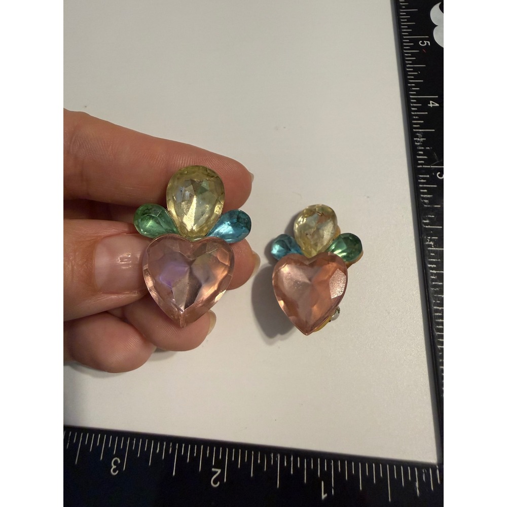 Vintage Multi-Color Resin Heart Clip On Earrings Pink Yellow Green Blue